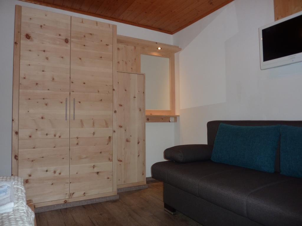 Appartement-Pension Familie Gewessler Bad Mitterndorf Zewnętrze zdjęcie